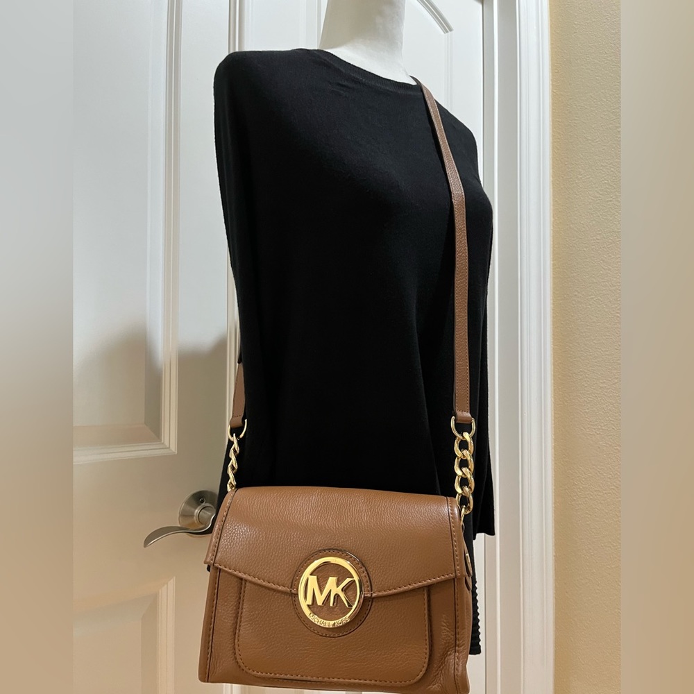 MICHAEL KORS Pebbled Brown Leather Crossbody Bag